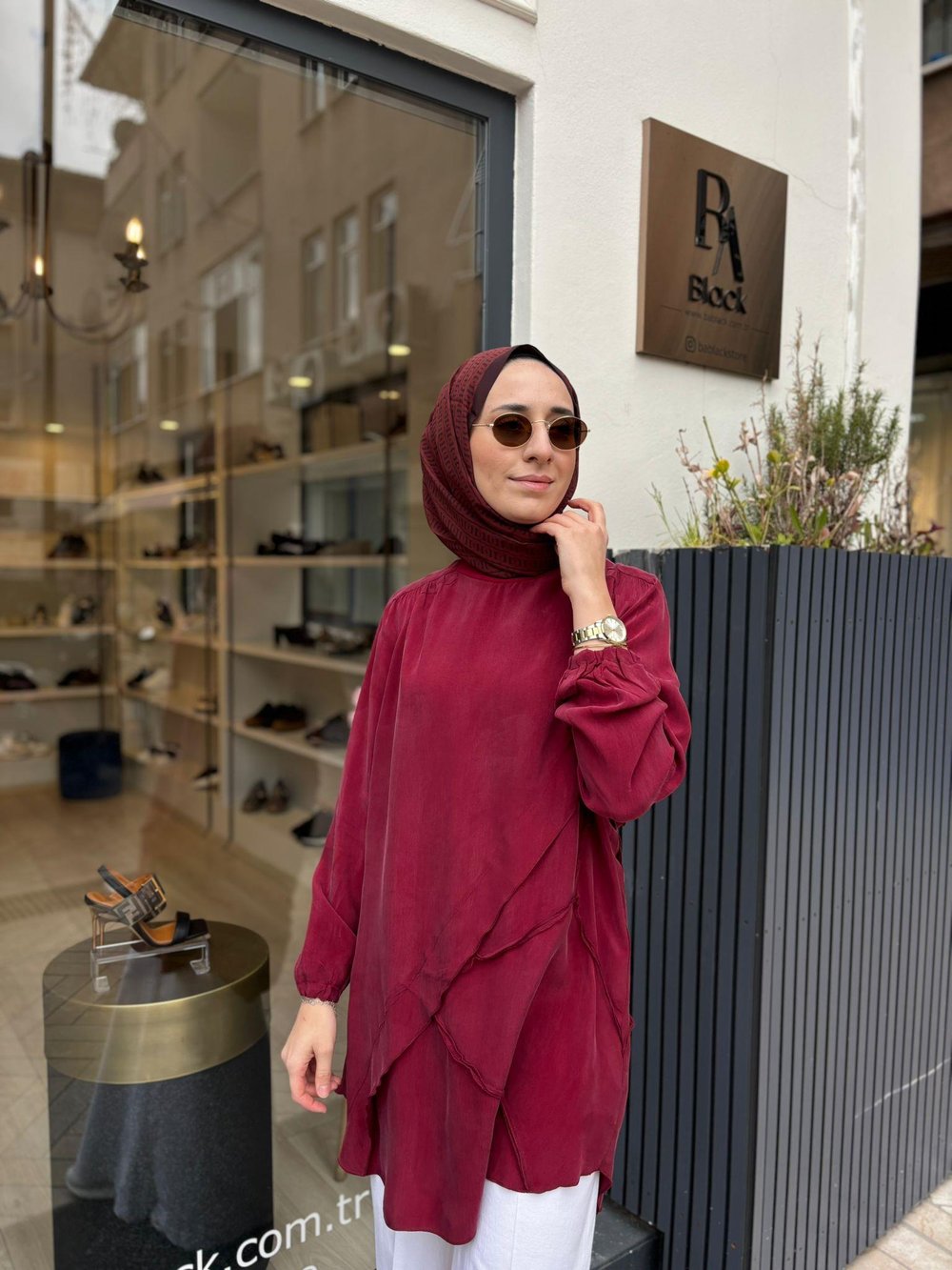 39017 Dikiş Detay Kadın Tunik Bordo