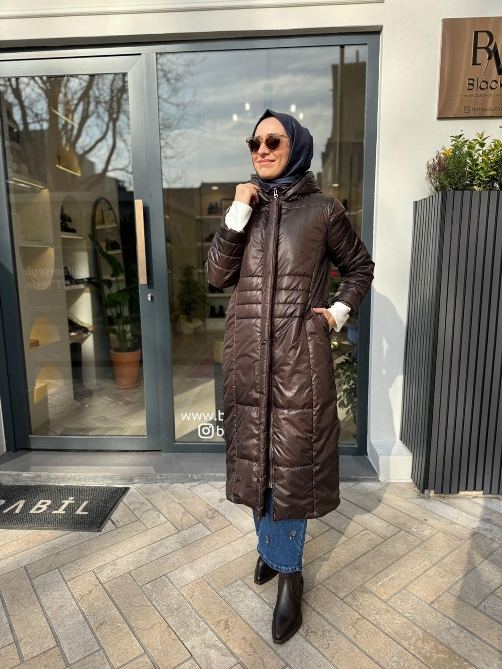 Dikiş Detaylı Kadın Şişme Mont Kahve