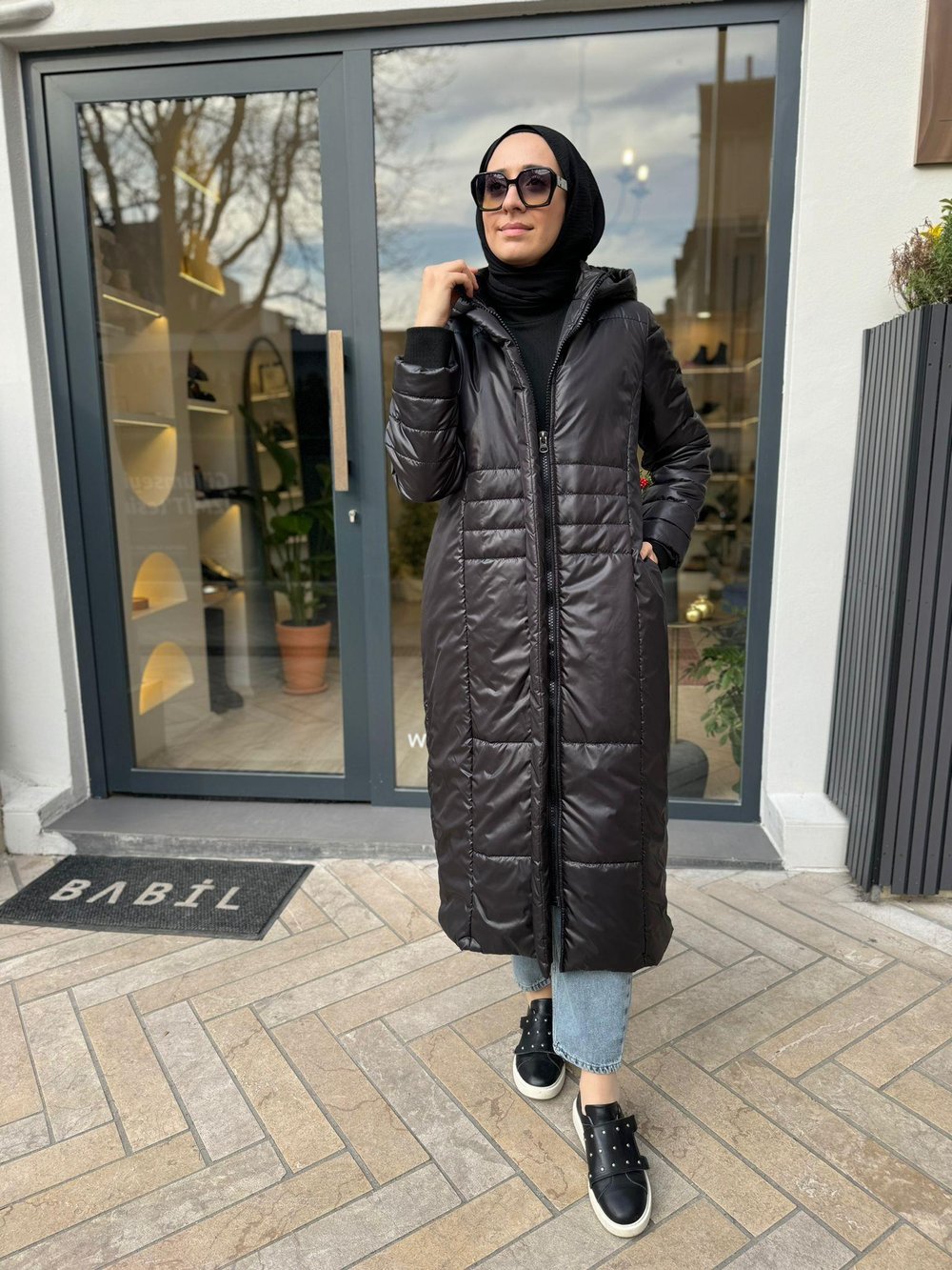 Dikiş Detaylı Kadın Şişme Mont Siyah