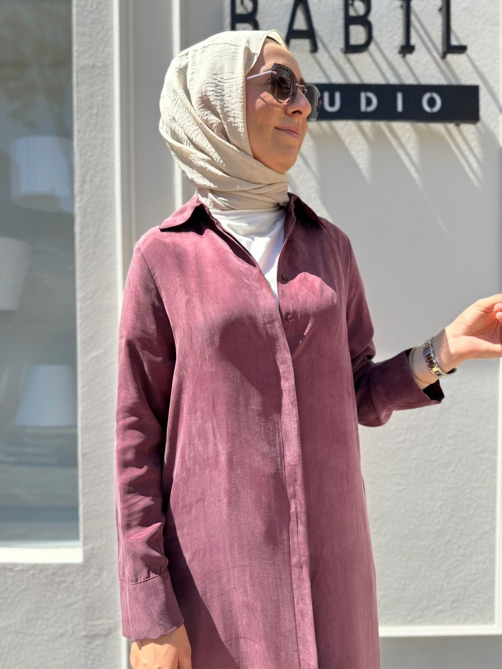 Düğmeli Taşlanmış Kadın Gömlek Elbise Bordo