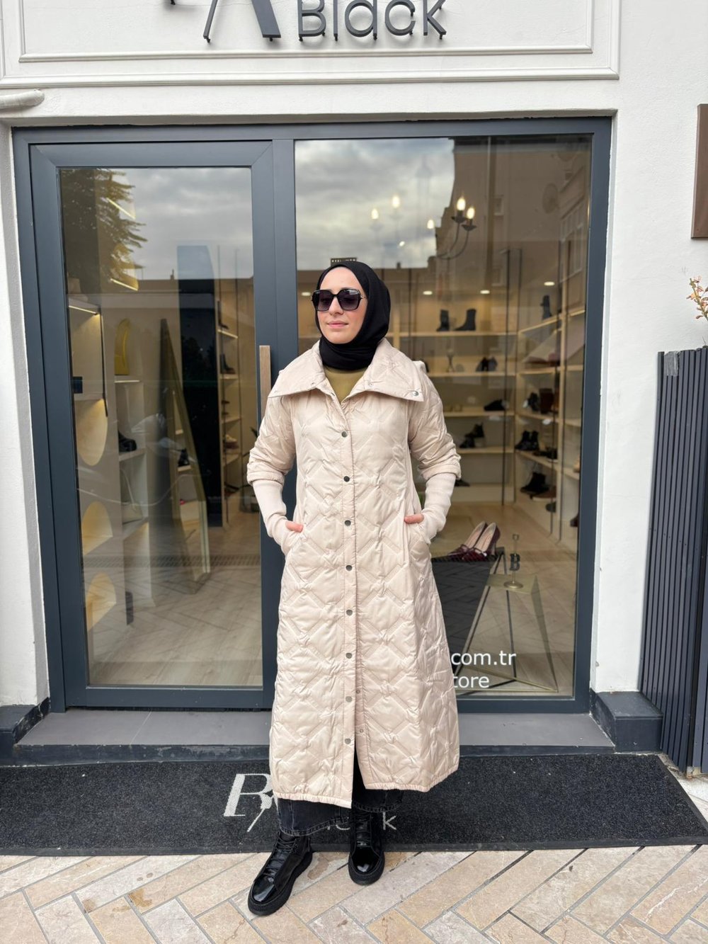 Triko Kol Detaylı Kadın Mont Bej
