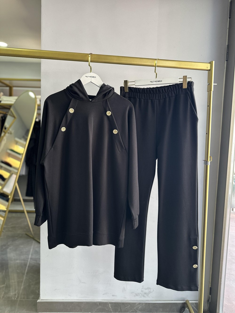 Missemramiss Gold düğmeli takım