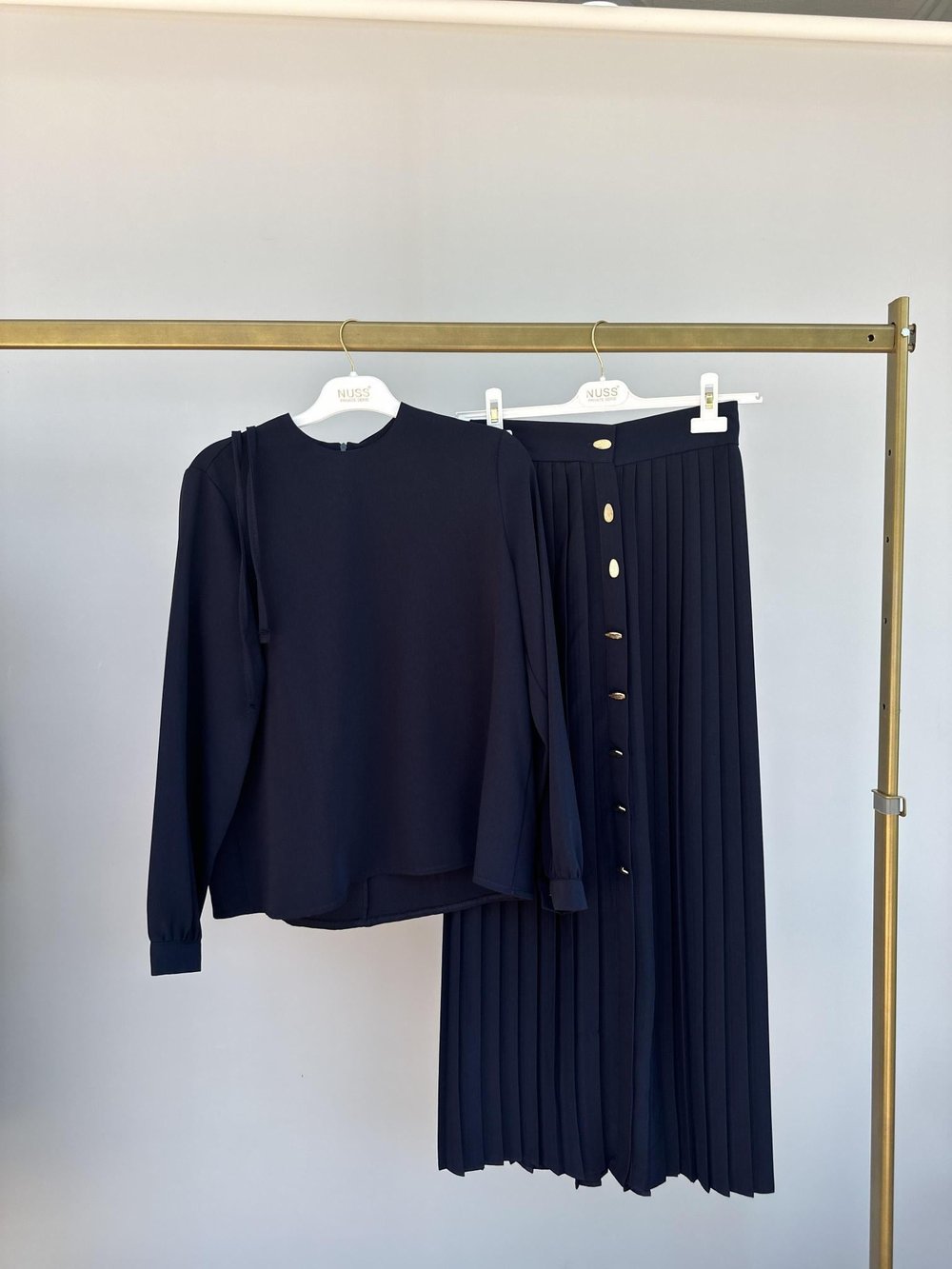 NUSS PLİSE ETEKLİ TAKIM LACİVERT