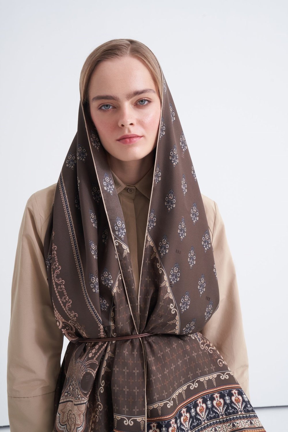 Brown Ravelle Twill İpek Şal