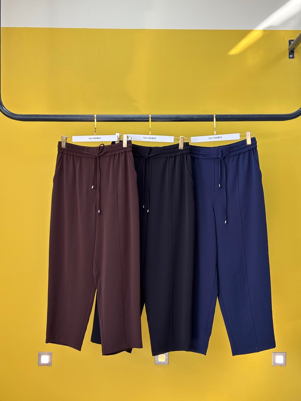 Elegance Beli Lastikli Dar Paça Pantolon