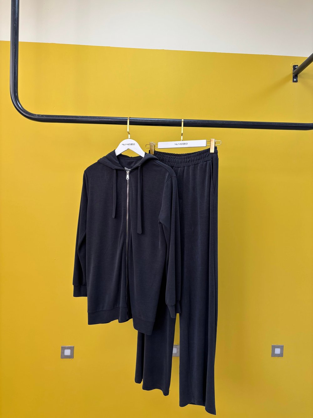 Fermuarlı Takım-Siyah