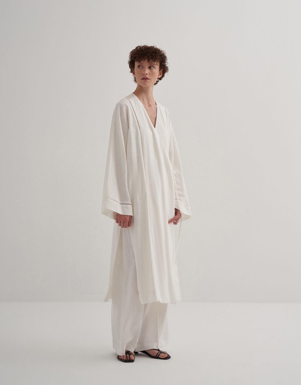 Keten Fisto Detaylı Kimono Ekru