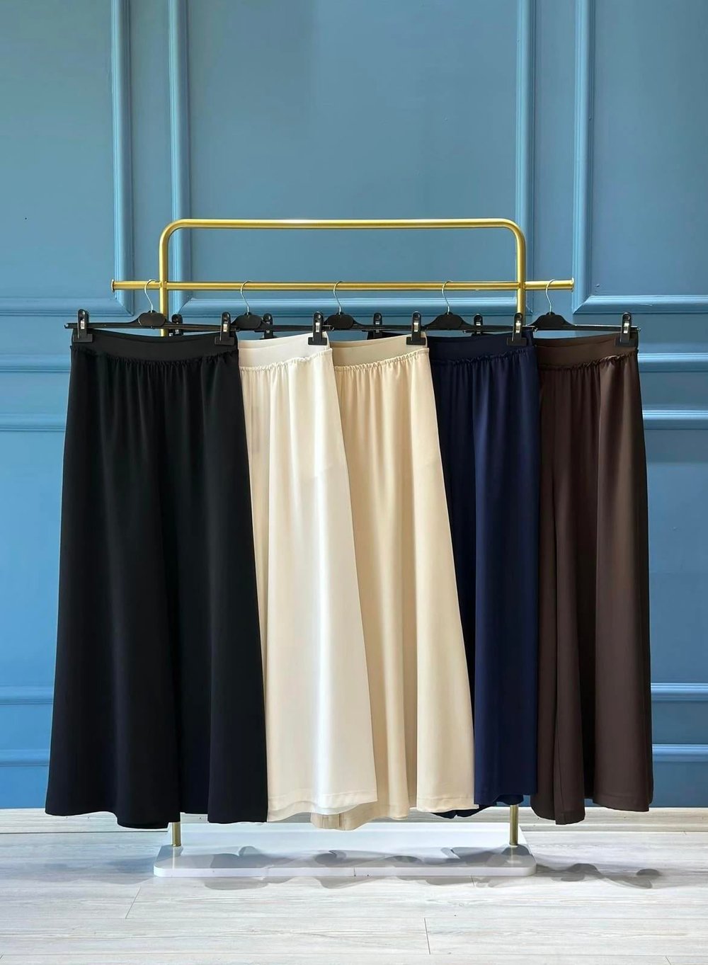 Logos Geniş Paça Pantolon