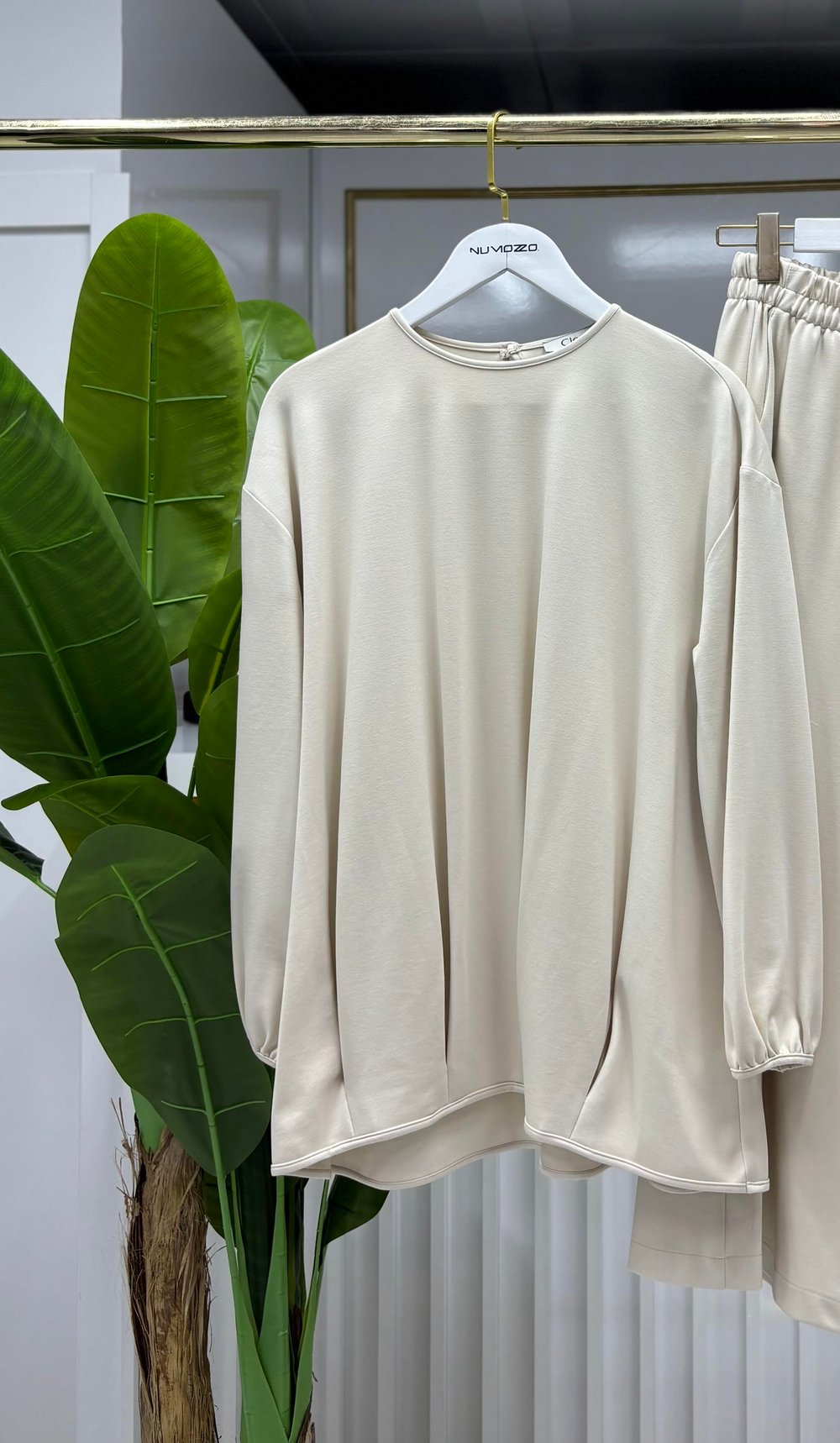 Mira Sweatshirt