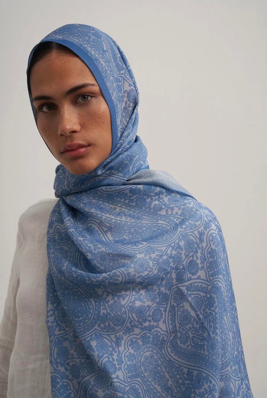 Moreno Silk Blue Paisley