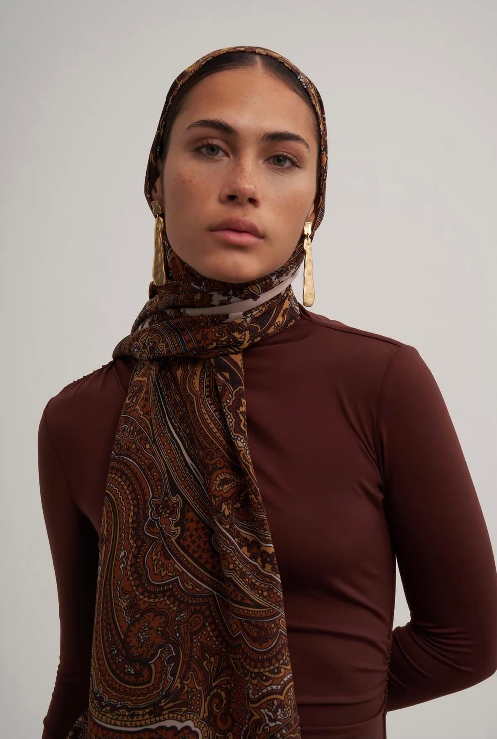 Moreno Silk Tile Rosie