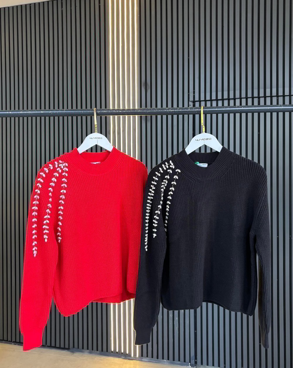 Taş İşlemeli Triko Bluz