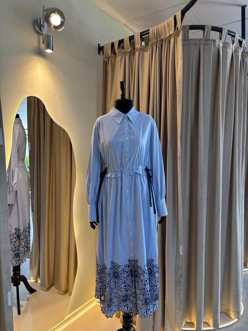 Wilhelmina Elbise-Mavi&Kemik