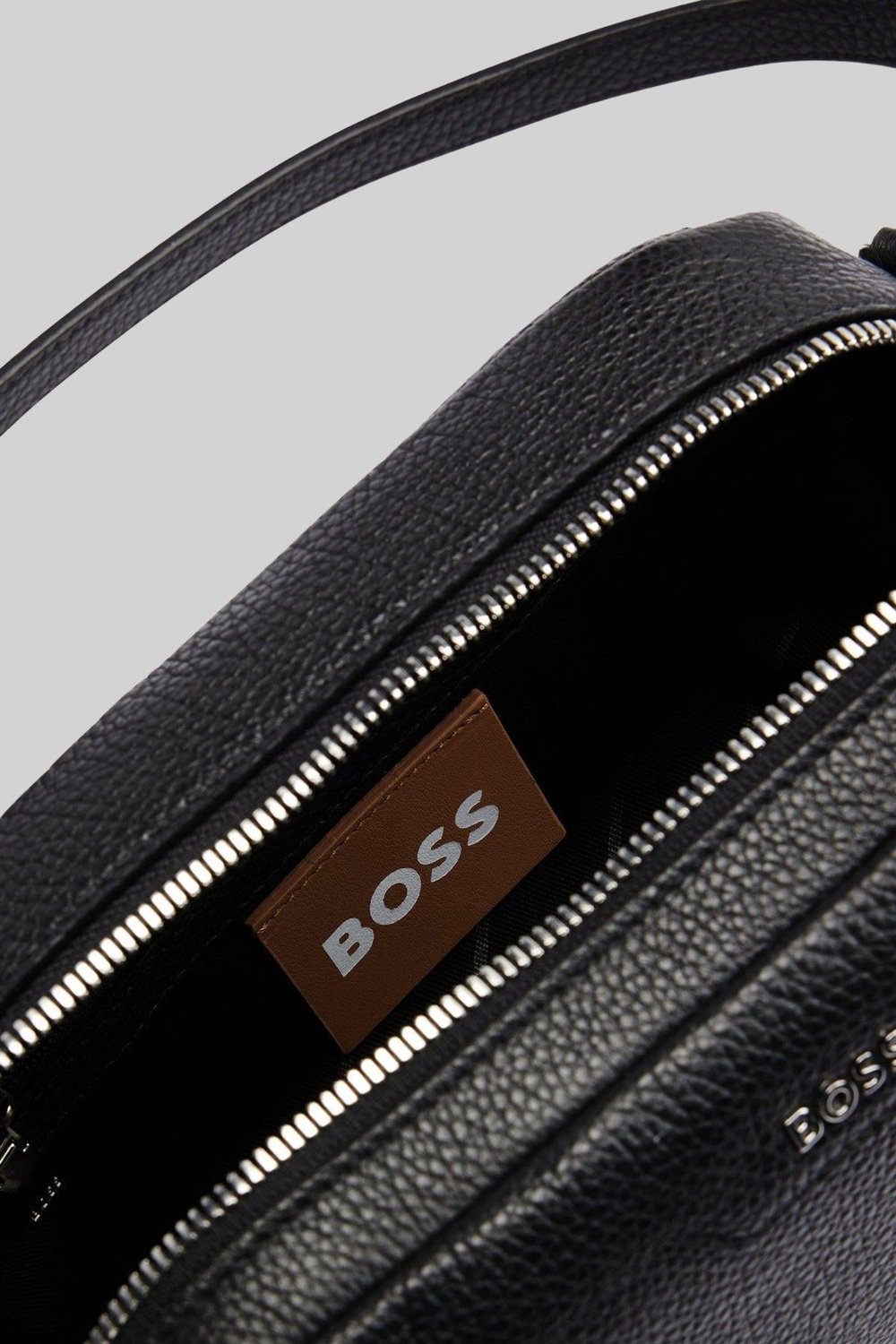 Boss Kadın Ivy Deri Omuz Çantası Siyah