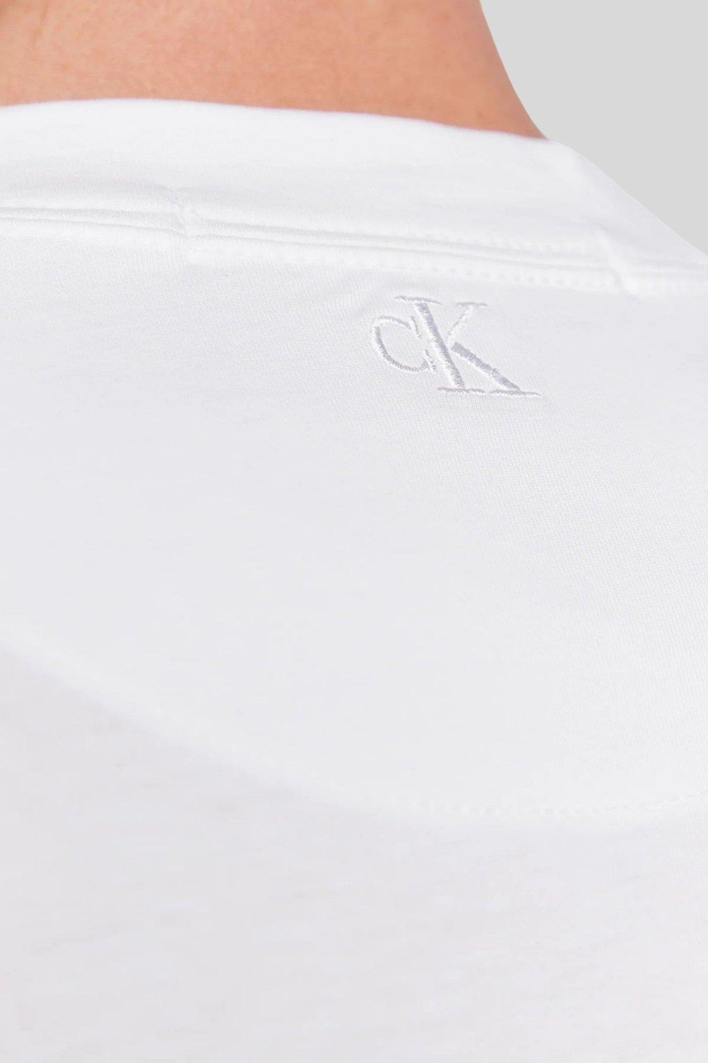Calvin Klein Erkek Slim Fit Organik Pamuklu Bisiklet Yaka T-Shirt Beyaz