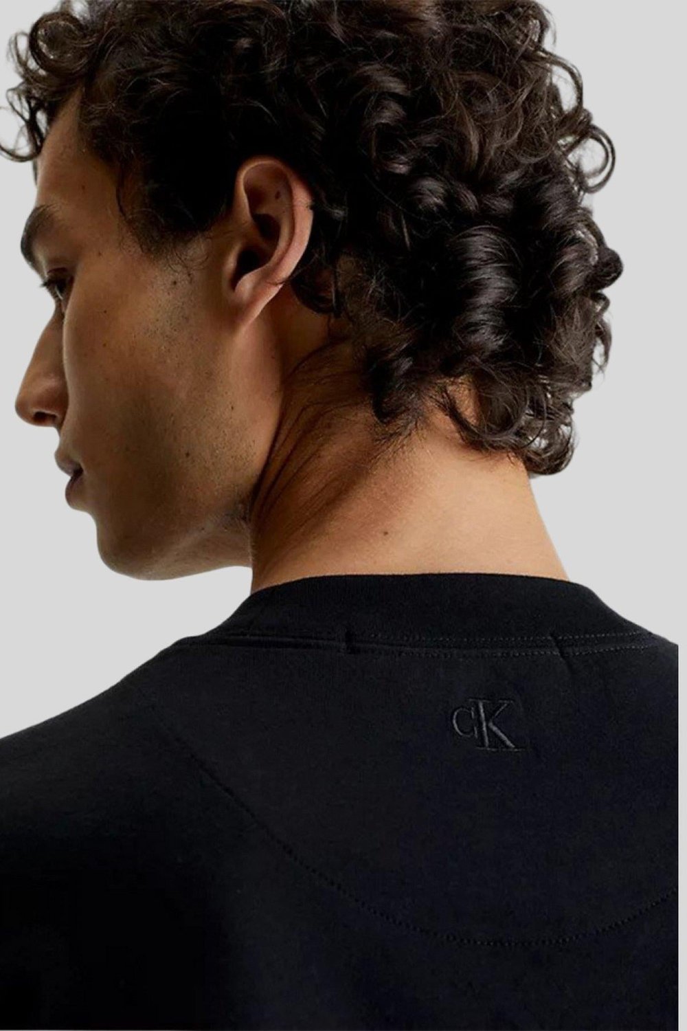 Calvin Klein Erkek Slim Fit Organik Pamuklu Bisiklet Yaka T-Shirt Siyah