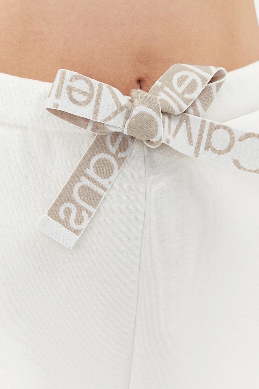 Calvin Klein Kadın Pantolon Beyaz