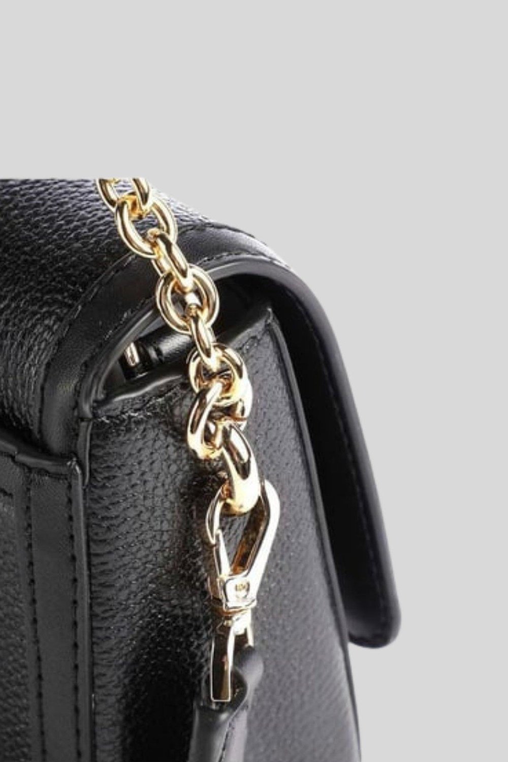 Michael Kors Kadın Çapraz Omuz Askılı Çanta Siyah