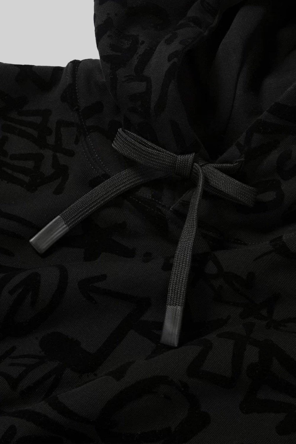 Versace Jeans Couture Erkek Yazı Baskılı Kapüşonlu Uzun Kollu Sweatshirt Siyah 899