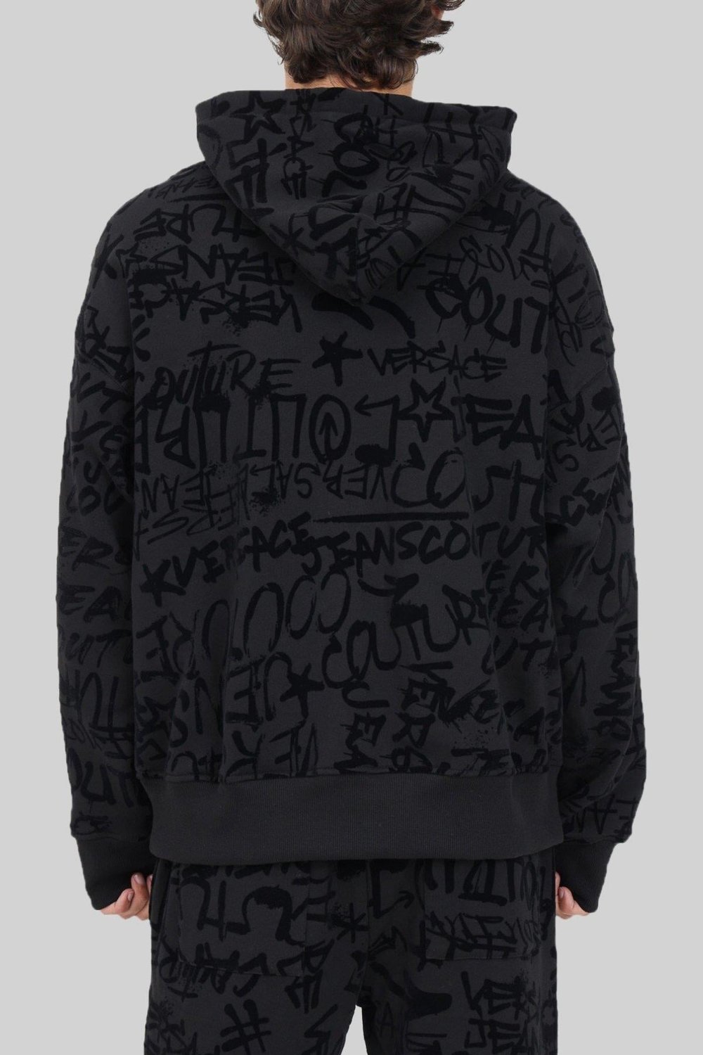 Versace Jeans Couture Erkek Yazı Baskılı Kapüşonlu Uzun Kollu Sweatshirt Siyah 899