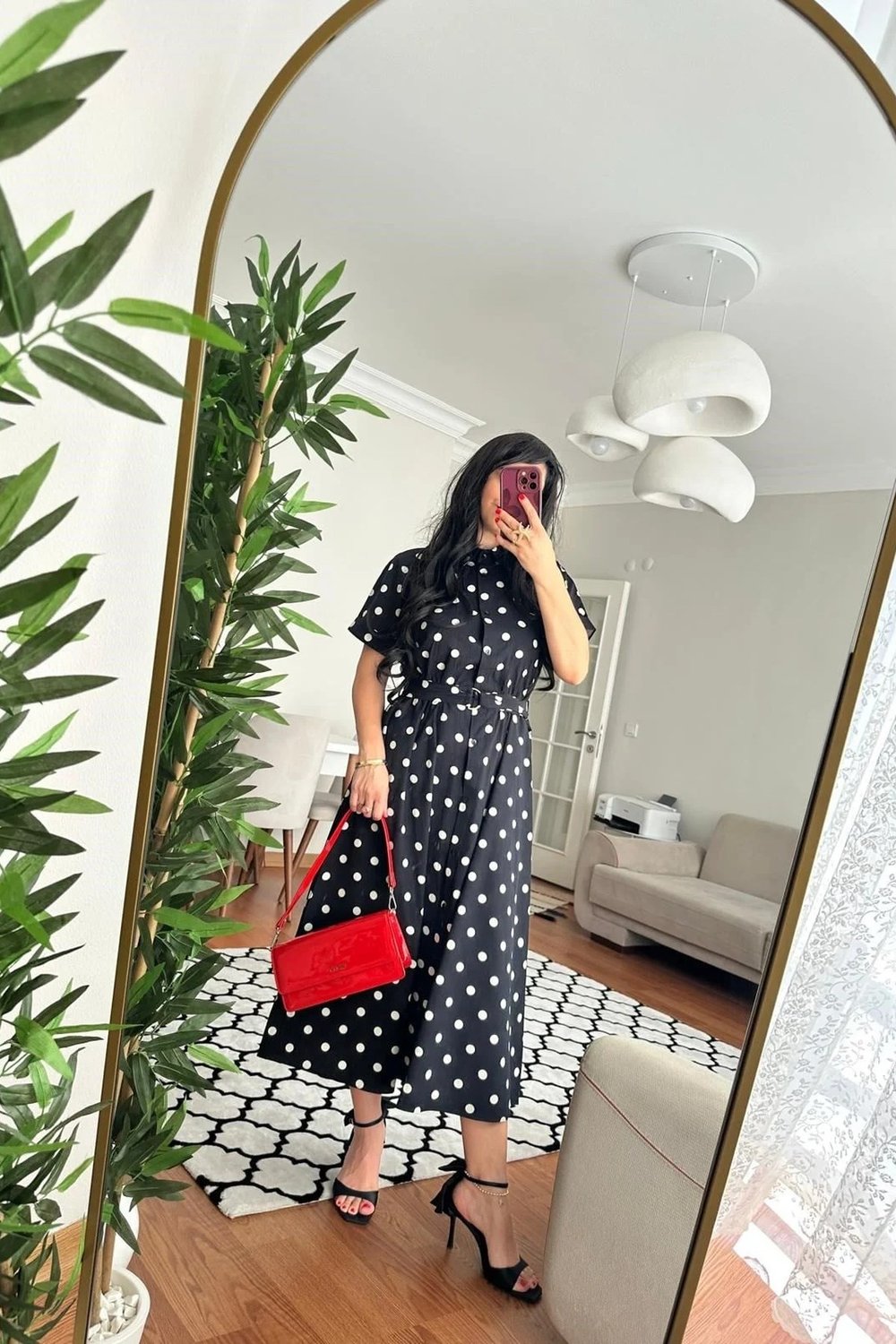  ELBİSE & TAKIMLARPuantiyeli Maxi Boy Kısa Kol Kendinden Kemerli Çok Şık ve Rahat Elbise 
