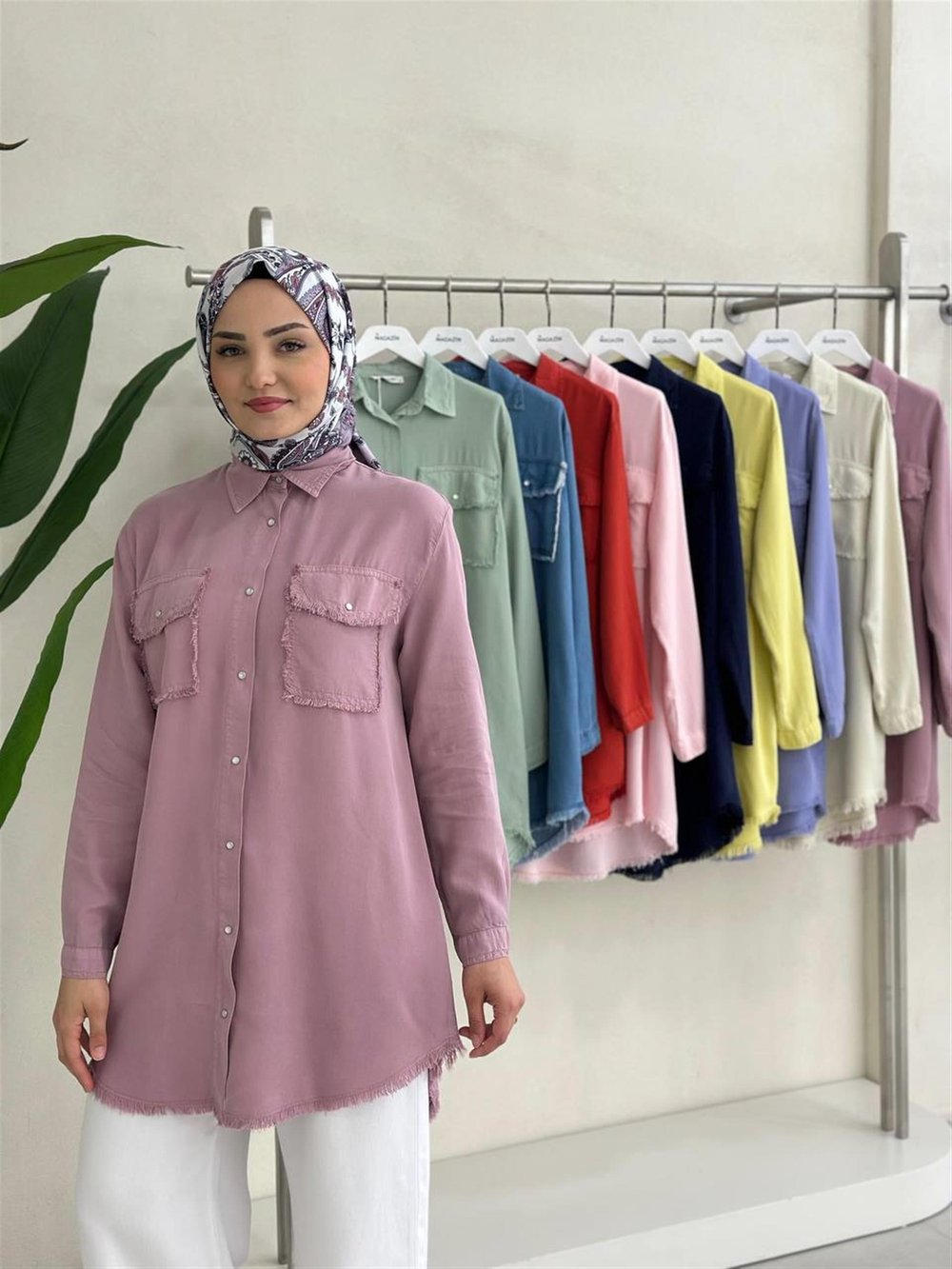 7309 Eskitme Çift Cepli Sedef Çıt Düğmeli Ten Sel Kot Gömlek