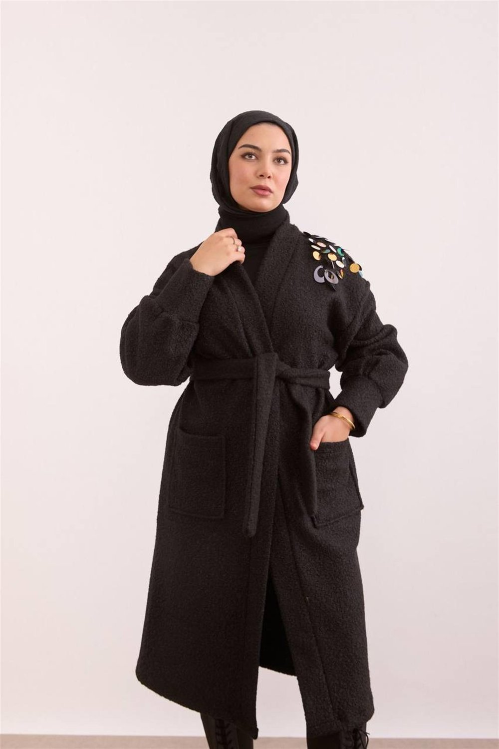 7796 Torba Cepli Omuzu Pul Detaylı Peluş Kaban