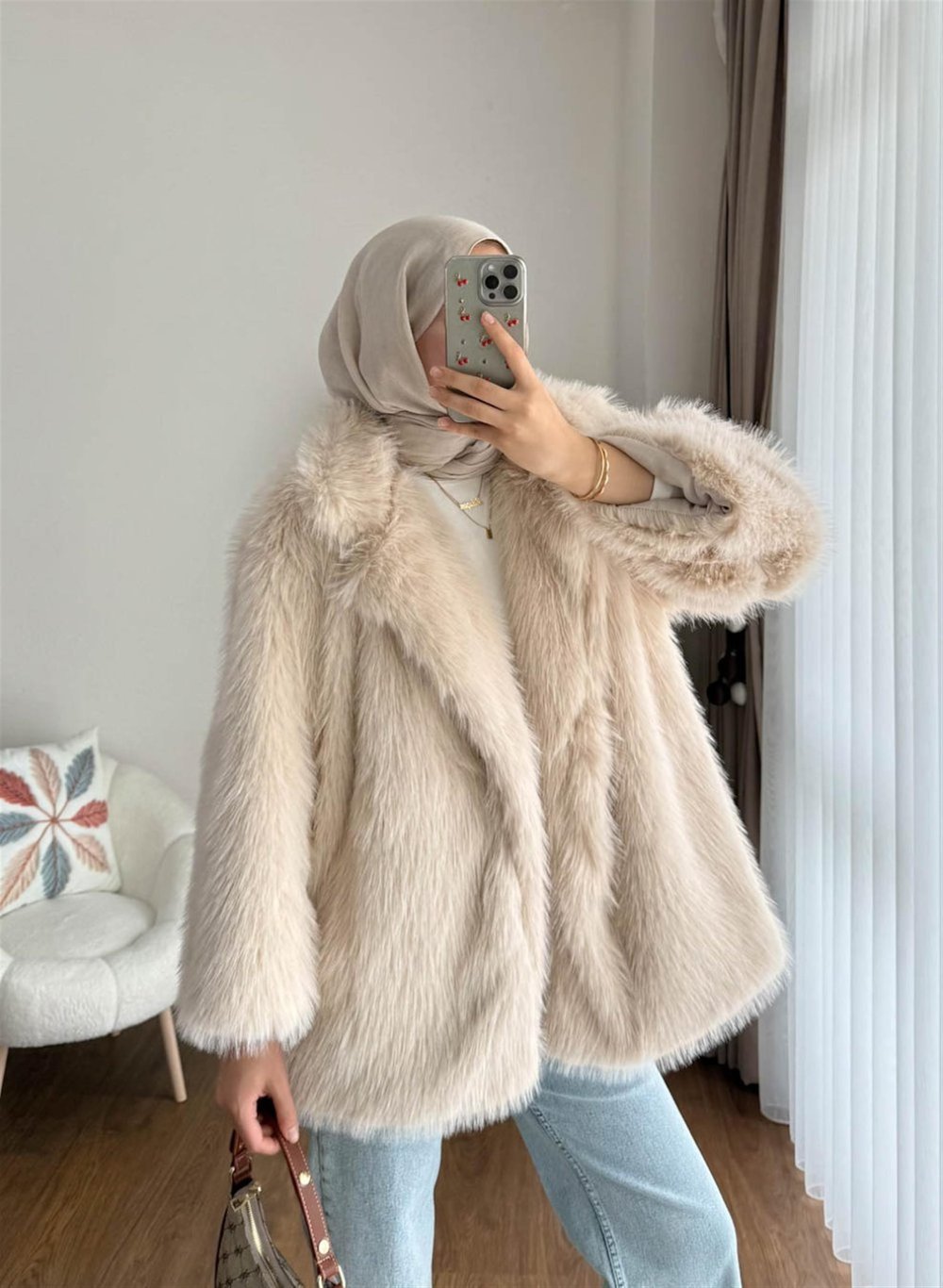 99004 Yakalı Uzun Kürk Kaban