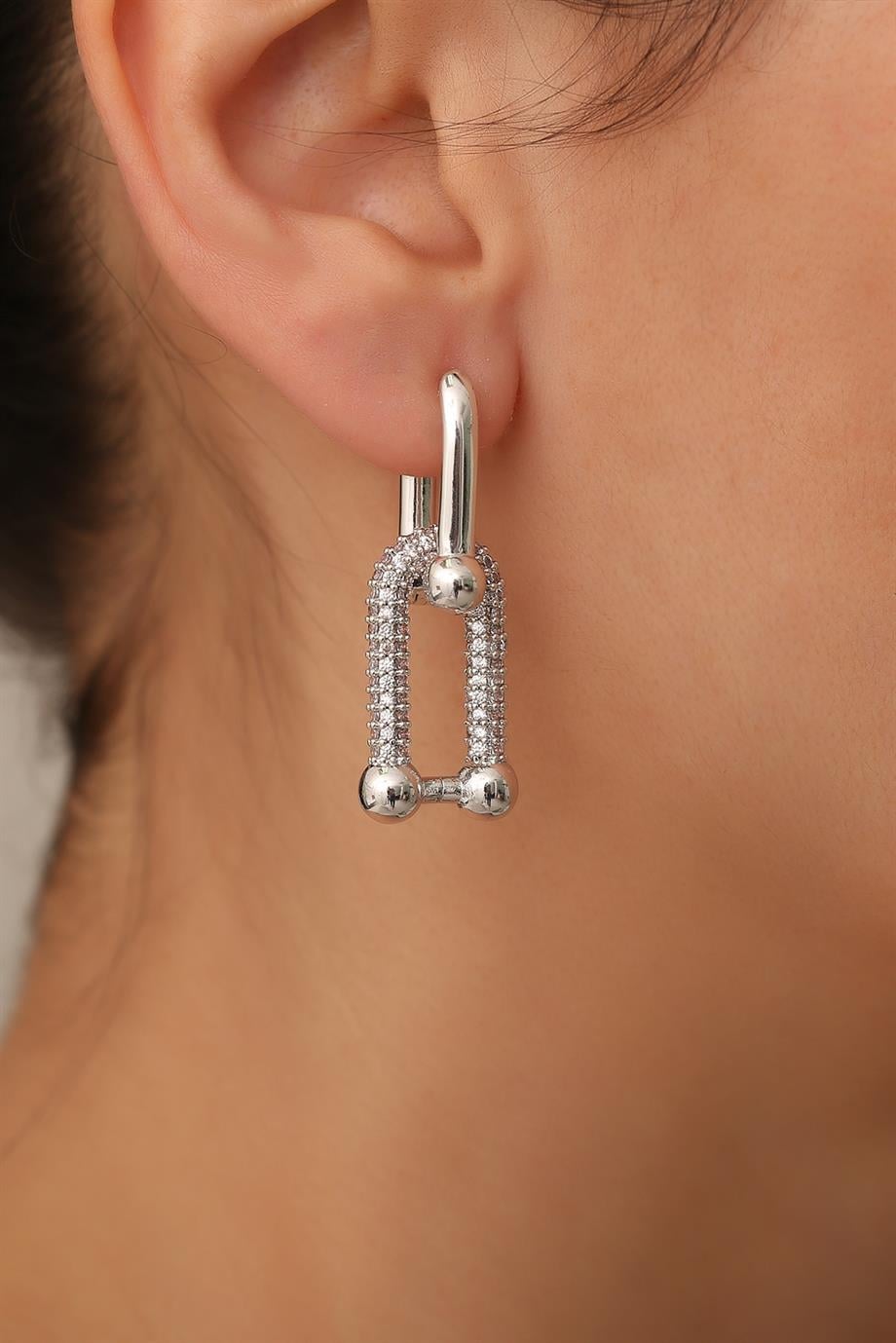 TF Taşlı Silver Küpe