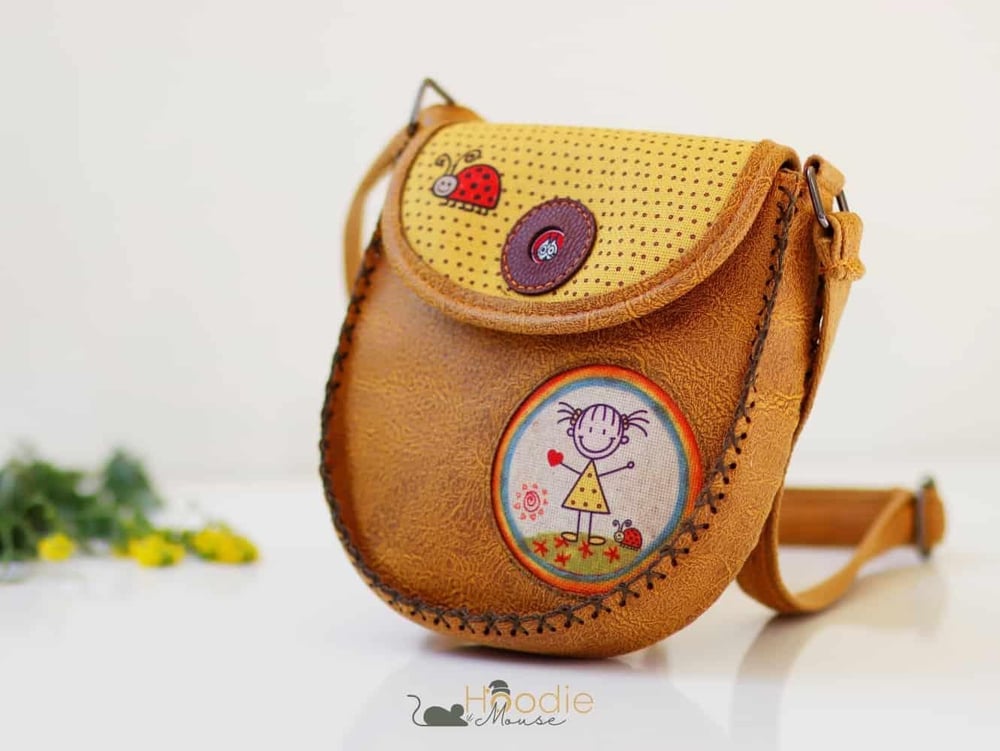 Cin Ayşe Figürlü Çapraz Örgülü Kol Çantası Etnik Bohem Style - Hardal