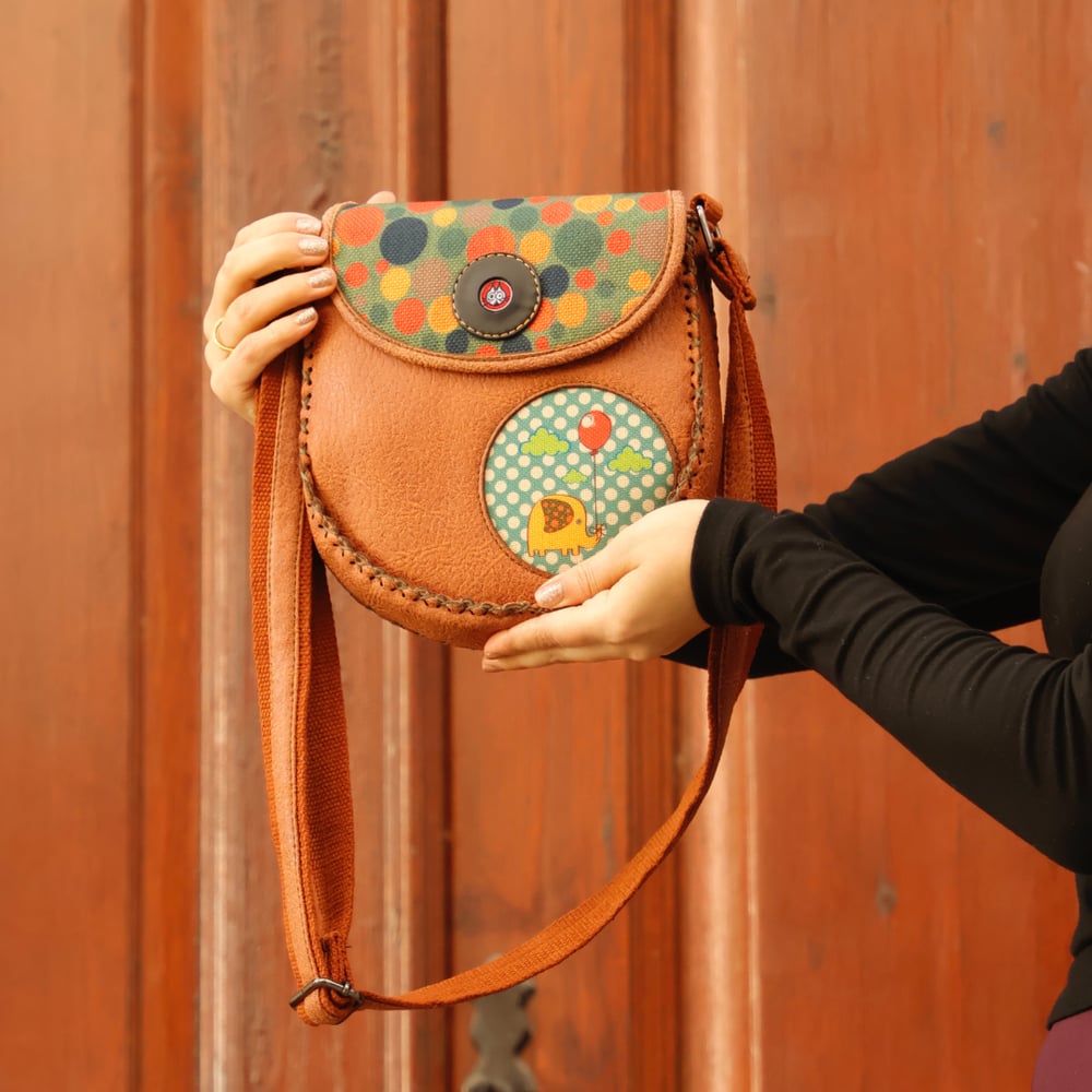 Fil Figürlü Çapraz Örgülü Kol Çantası Etnik Bohem Style - Taba