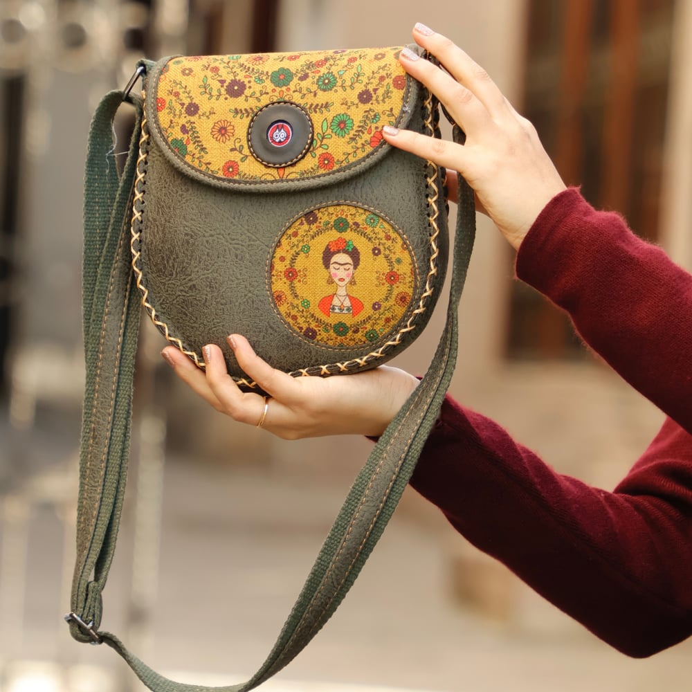 Klasik Frida Çapraz Örgülü Kol Çantası Etnik Bohem Style - Yesil