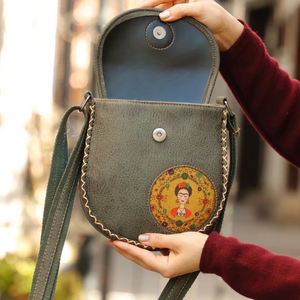 Klasik Frida Çapraz Örgülü Kol Çantası Etnik Bohem Style - Yesil