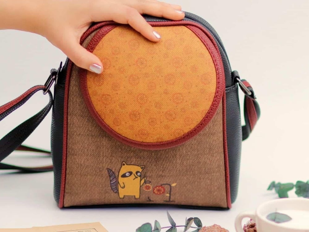 Rakun Figürlü Küçük Postacı Omuz Çantası Etnik Bohem Style - Siyah