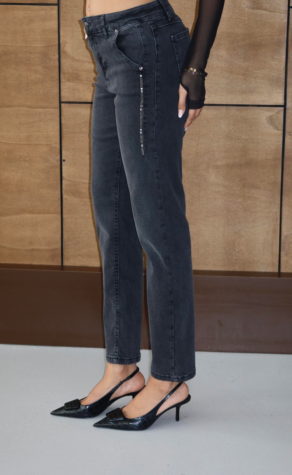 LACARINOYüksek Bel Yandan Taş Detaylı Antrasit Mom Fit Jean Pantolon