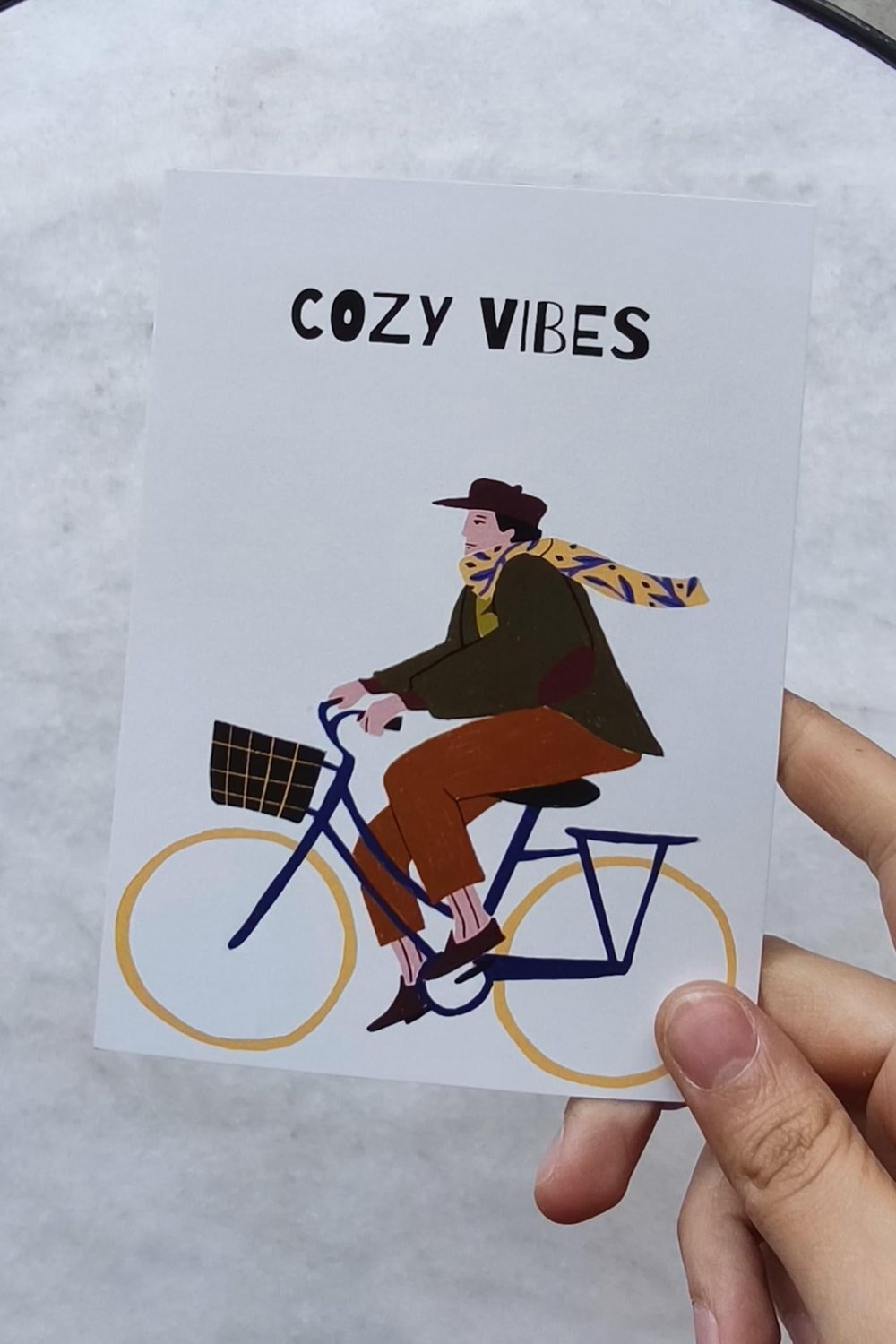 Cozy Vibes Desen Baskılı 11*15 cm 380 gr Kuşe Kağıt Hediyelik Kart