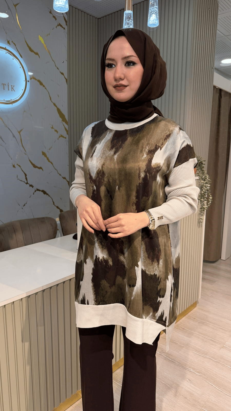 281 KOLLARI FİTİLLİ DESENLİ QUPRA TUNİK-BEJ