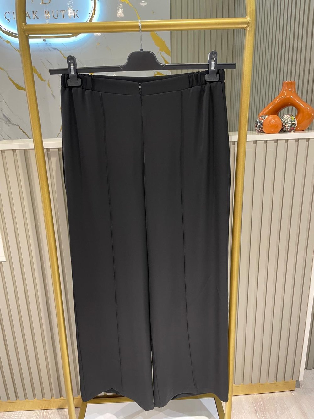 FUAT GÜRŞEN 4404 NERVÜR DETAY PANTALON-SİYAH