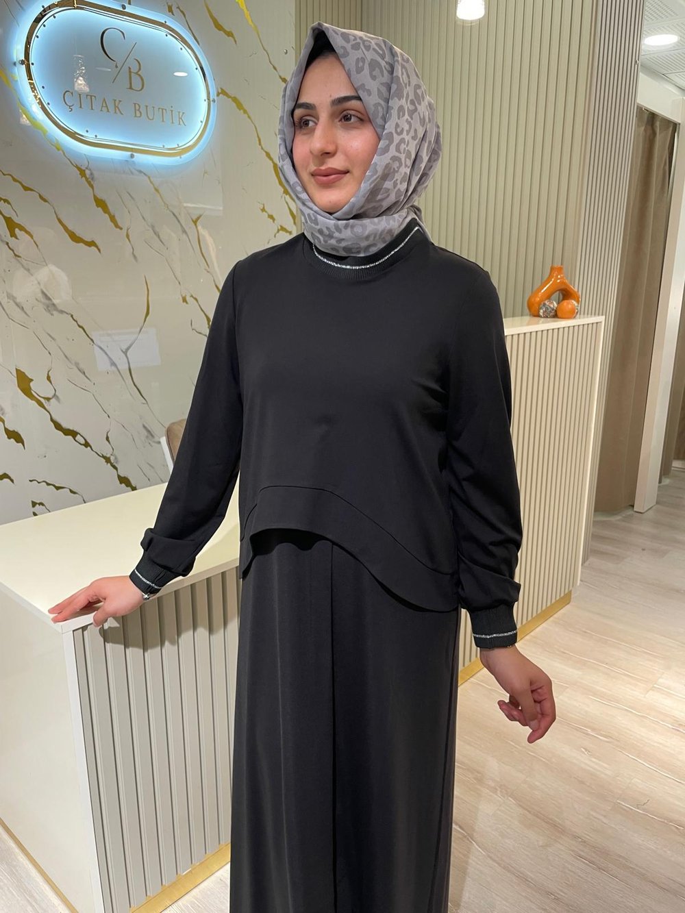 MİCCA 252303 YAKA RİBANA DETAY ELBİSE -SİYAH