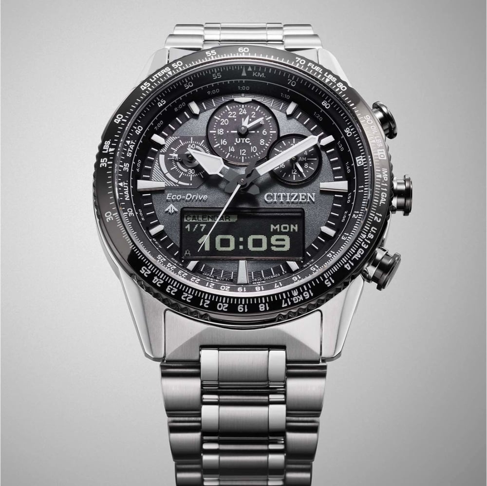Citizen Promaster Sky Jv2006-55H Erkek Kol Saati