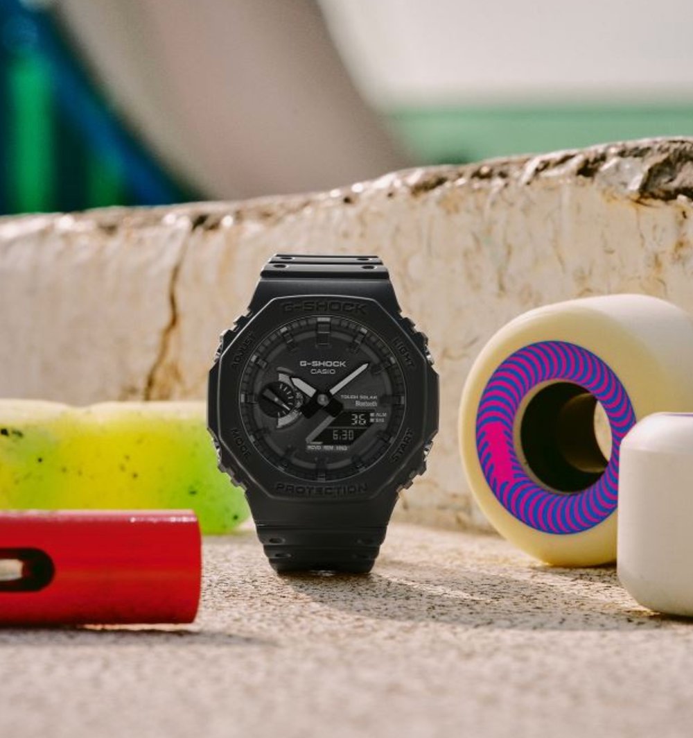 ICONIC Casio marka GA-B2100-1A1DR Kol Saati