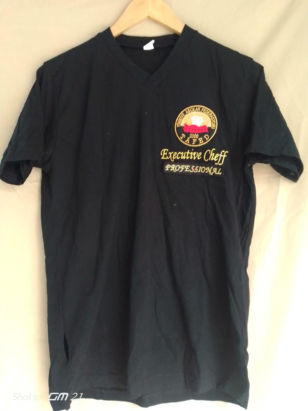 de90243-siyah-v-yaka-t-shirt-0-86ea.jpg