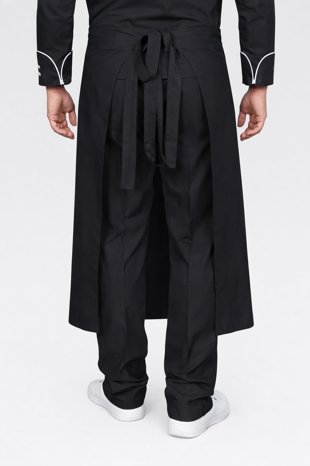 Mutfak Önlüğü Nakış İşlemeli Siyah Üzerine İsminizi İşletebilirsiniz