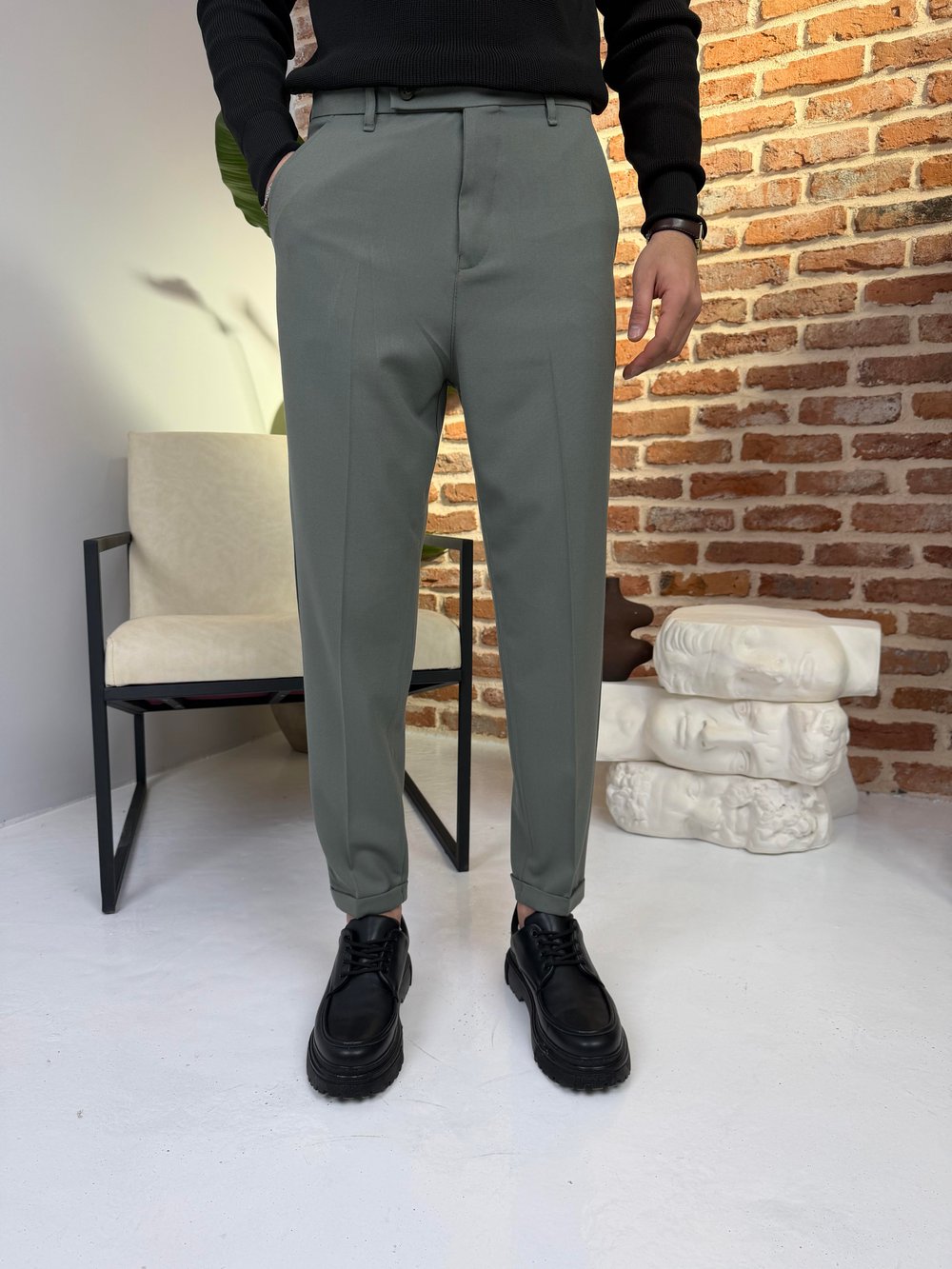 Dil Detaylı Boyfriend Kalıp Duble Paça Kumaş Pantolon Çağla Yeşili
