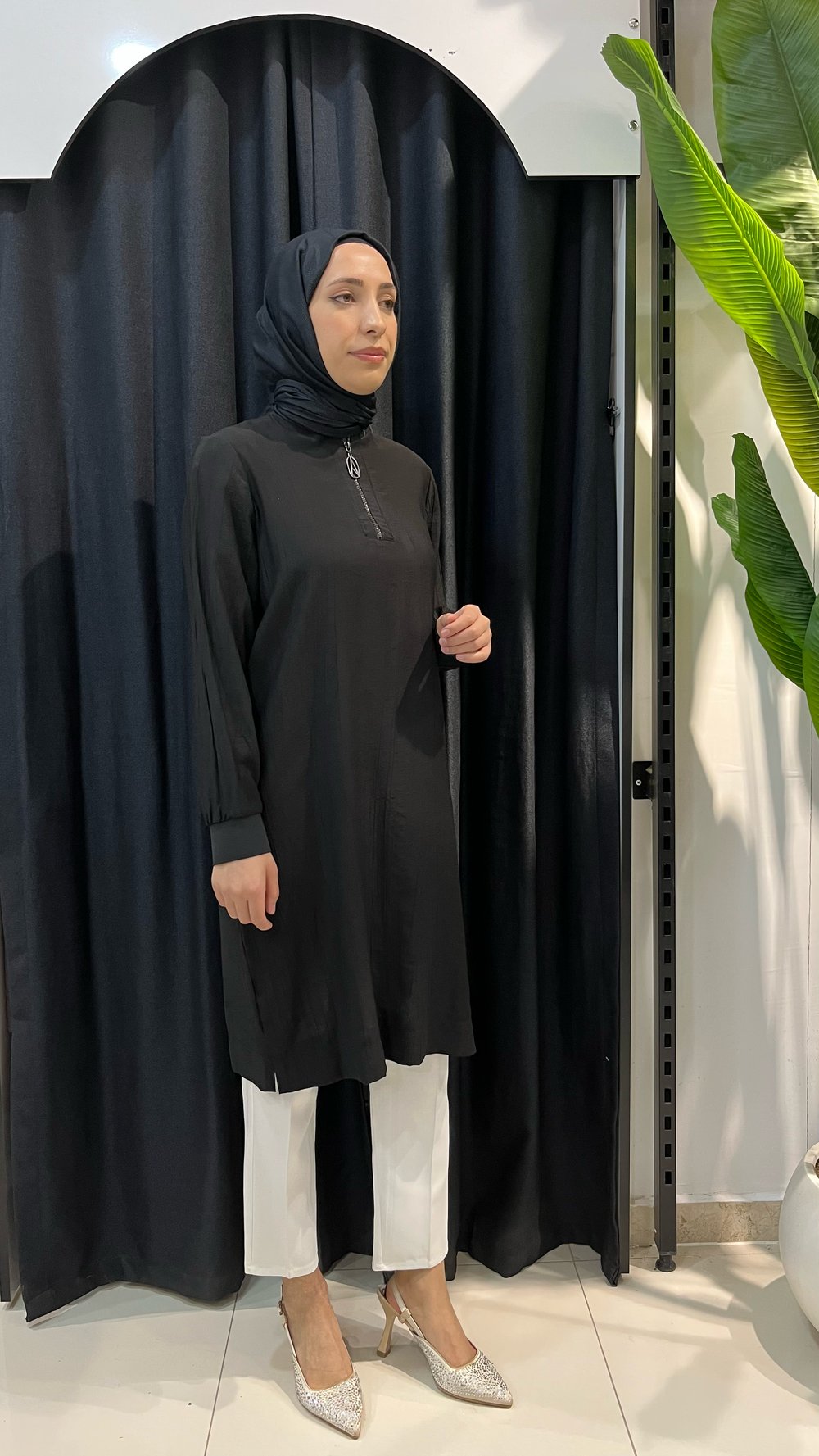 Armine Trend Çilek Kumaş Yarım Fermuarlı Tunik 26YT62 Siyah