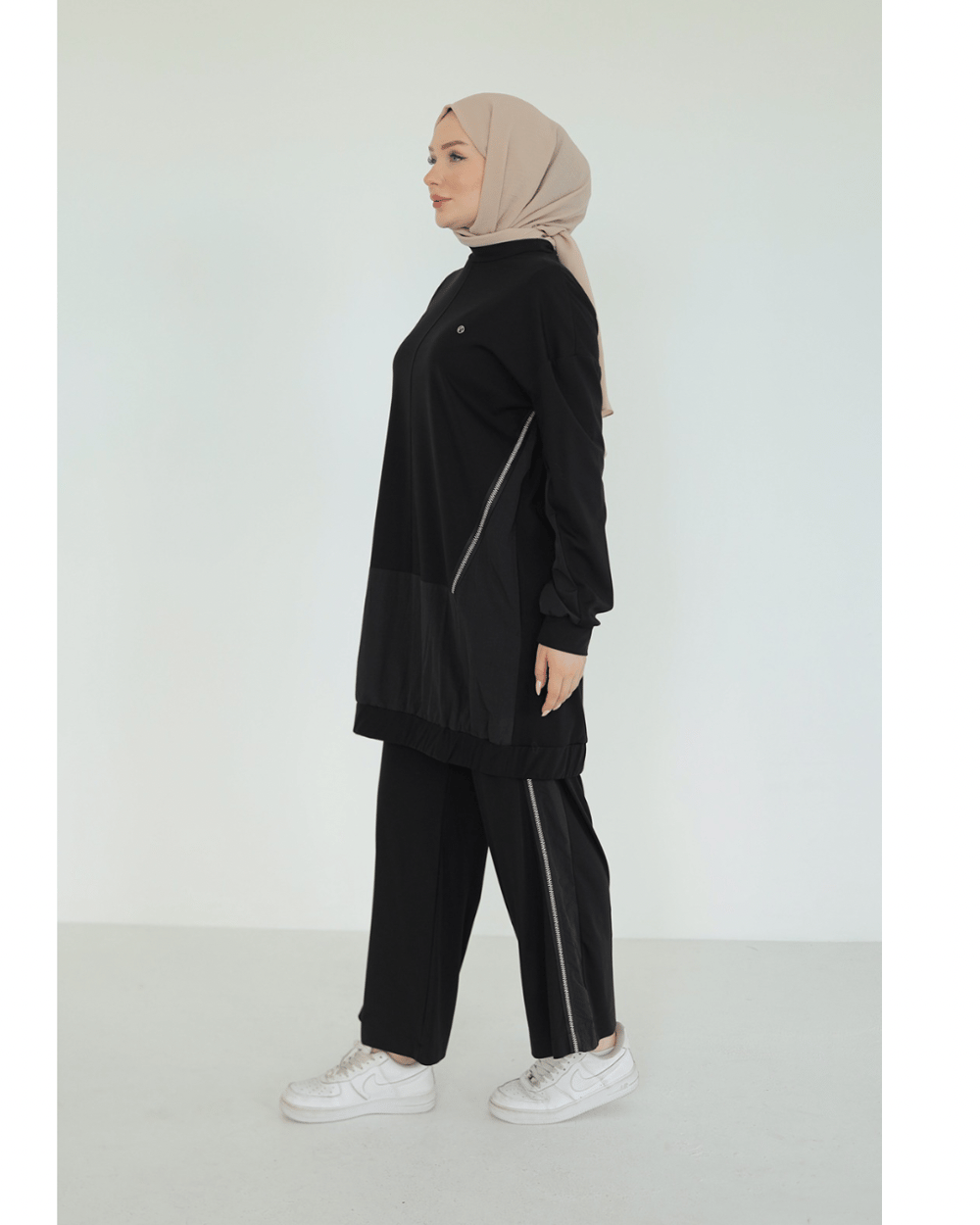 Armine Trend Paraşüt Kumaş Garnili Takım 25YT623 Siyah