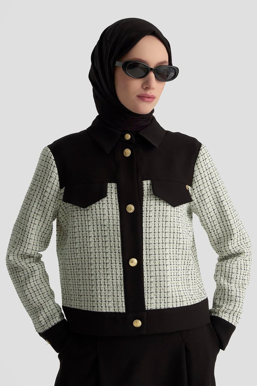 Armine trend tüvit kumaş etekli takım- siyah