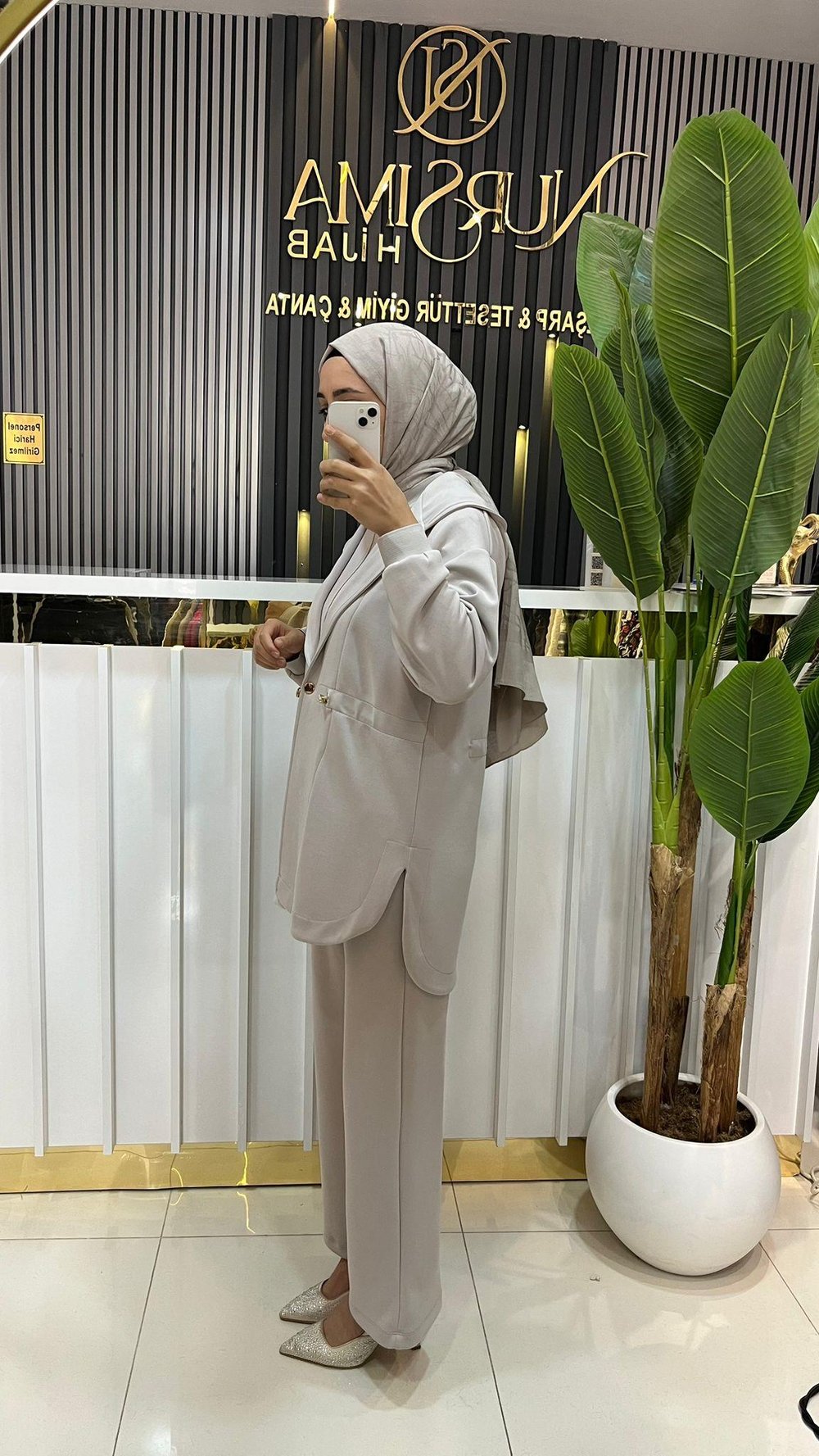 Nure Oysh Kumaş Beli Lastikli Kapüşonlu Pantolonlu Takım