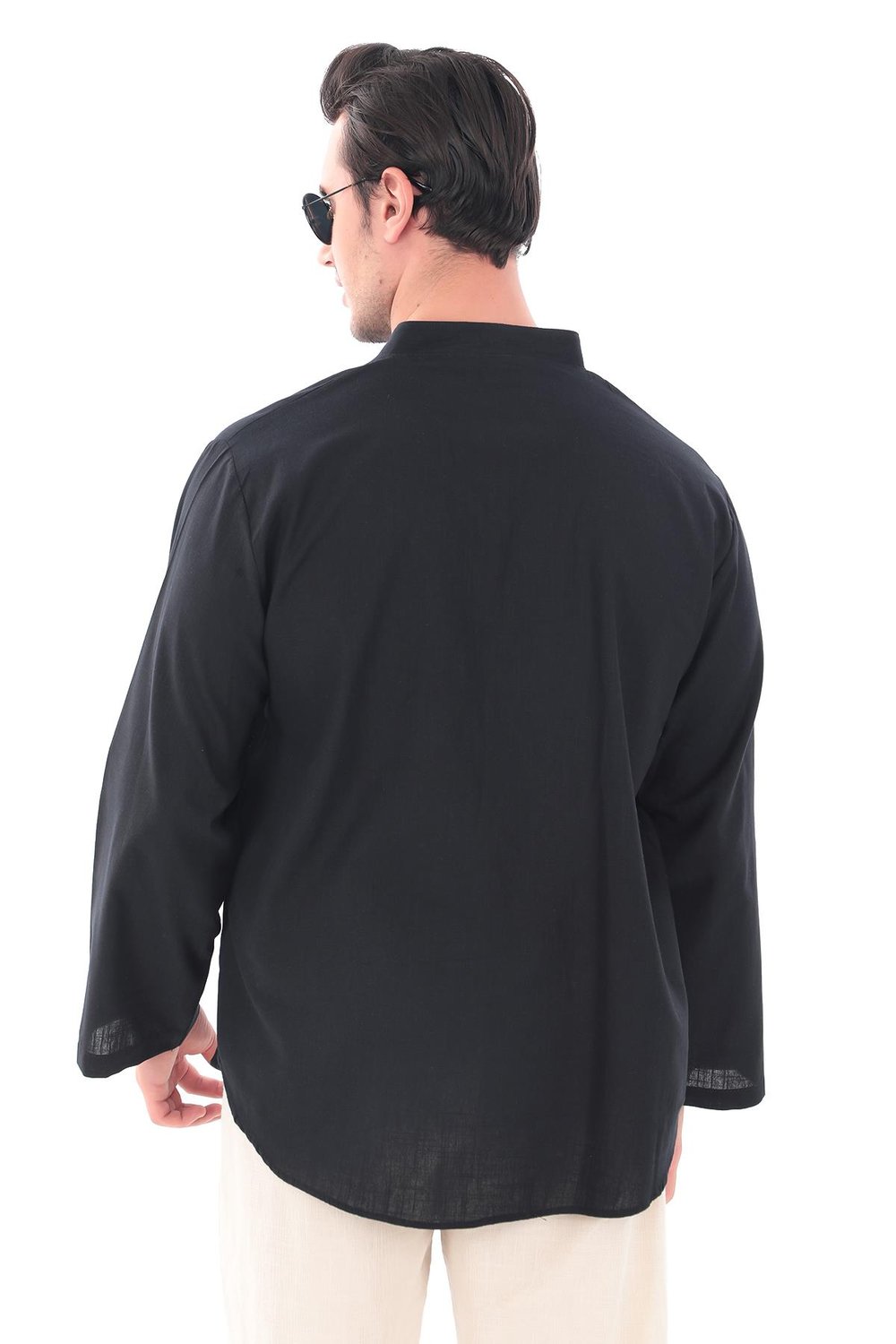 Hakim Yaka Gömlek - 3 Düğme Erkek Modeli 