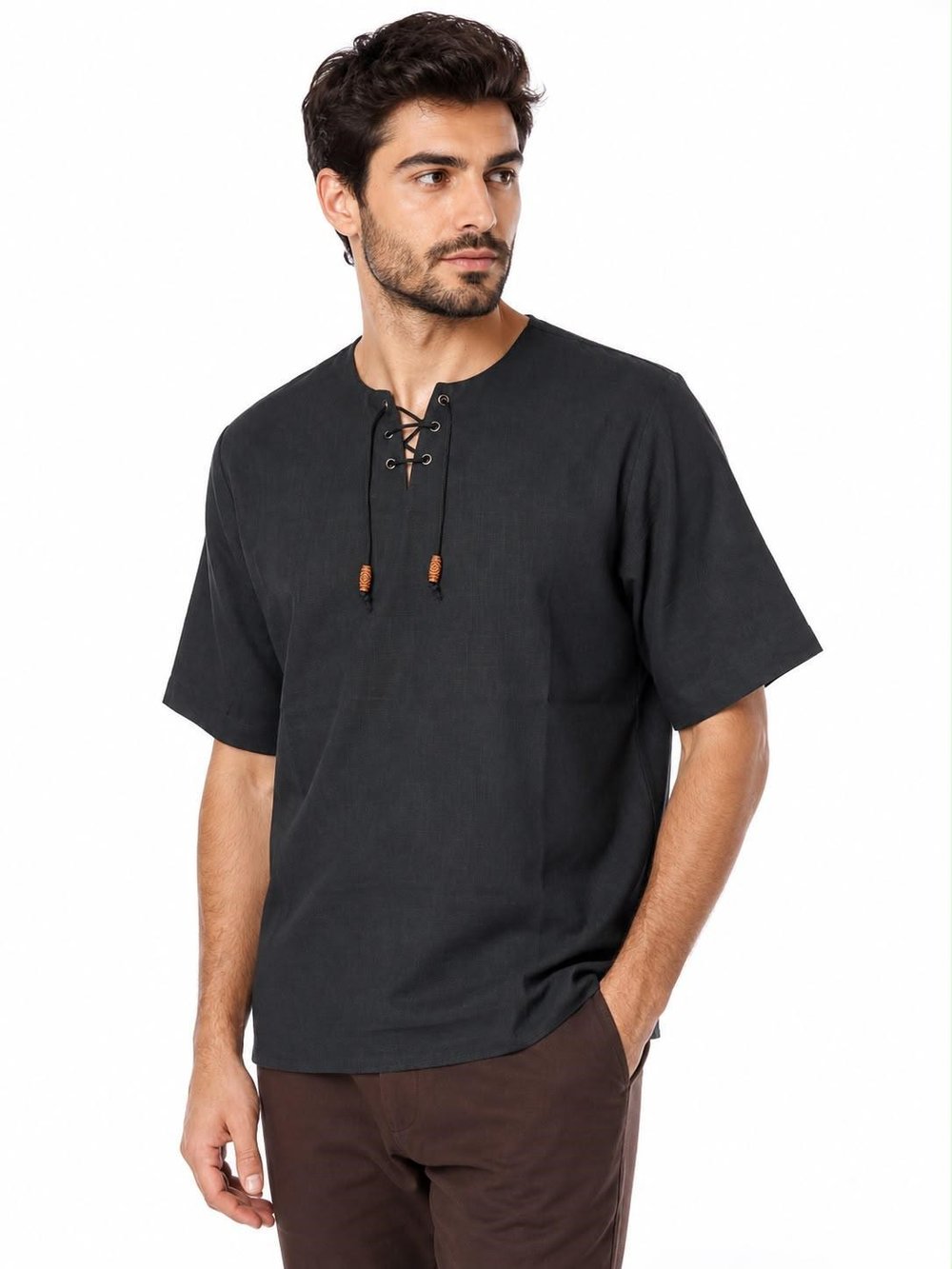 Oversize Erkek Tişört – İpli kısa kol Yakasız %100 Pamuk-SiyahOversize Erkek Gömlek – İpli Yakasız %100 Pamuk GOMLEKİP-01OVERSİZE GÖMLEK İPLİSUFFA